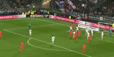 西甲半场：科克世界波、加拉格尔建功，赫罗纳暂0-2马竞（西甲半场：科克世界波、加拉格尔破门，马竞暂2-0领先赫罗纳）