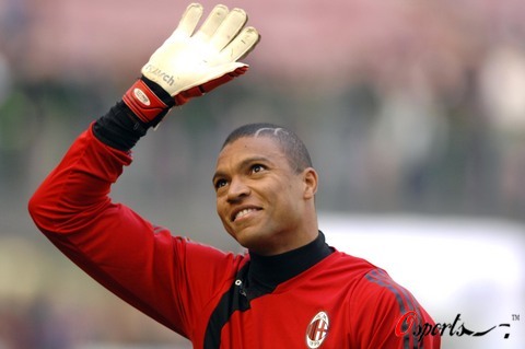 因欧战扩军、足总杯赛程调整，英超今年仅安排一场节礼日比赛（受欧战扩军与足总杯赛程调整影响，英超今年节礼日仅有一场比赛）