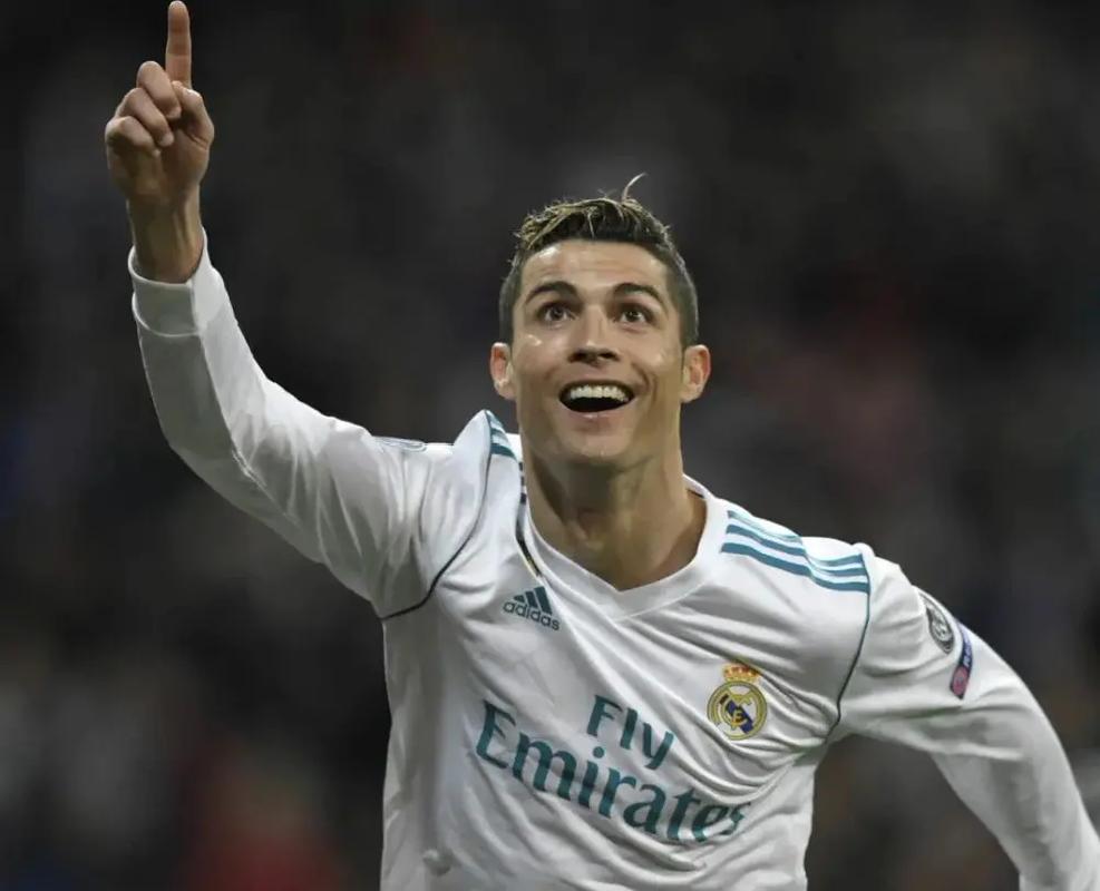 拉齐奥球迷抗议俱乐部导致球场空荡荡，洛蒂托：我不接受威胁