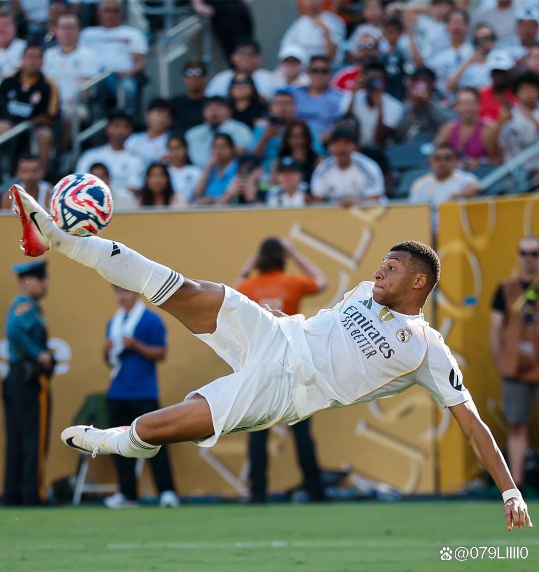 干净又卫生！贝克汉姆晒印度行学习制作美食视频