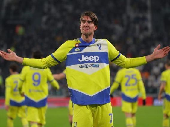 中甲半场：丹克莱尔1射1传，高华泽破门，石家庄功夫2-0大连鲲城